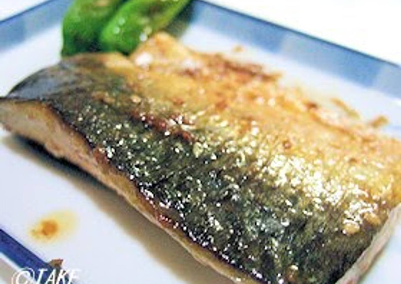 Pan-Fried Salted Mackerel with Sesame and Mayonnaise