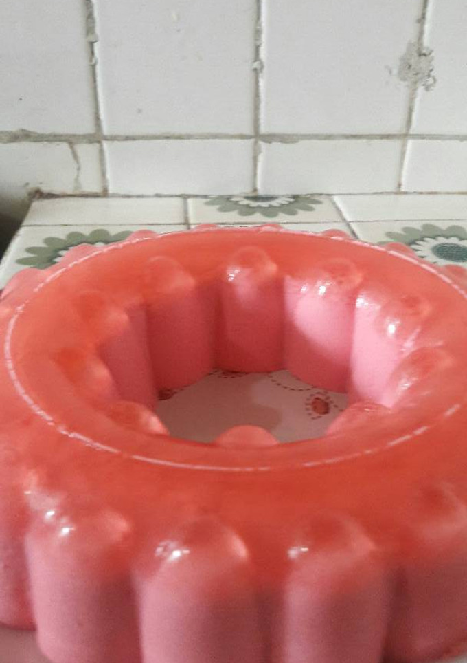 Una foto de Gelatina de refresco sabor fresa