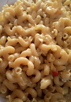 A picture of Macroni with egg.