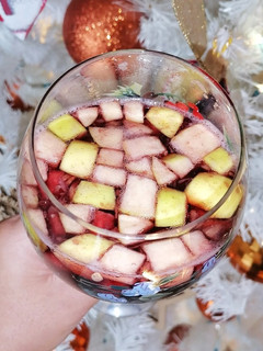 Una foto de Clericot con Sprite 🍷