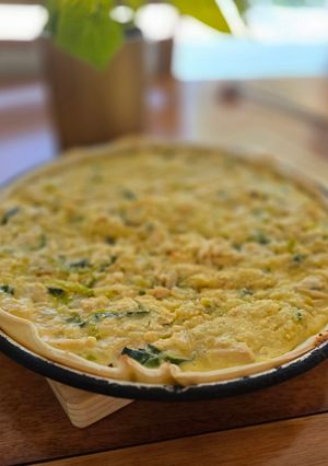 Una foto de Quiche de pollo y puerro