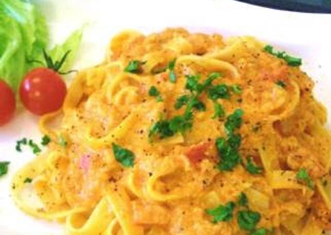 Simple Way to Prepare Speedy Golden Crab Sauce with Tagliatelle