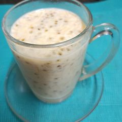 A picture of Seb ka Sharbet (Apple Sharbet).