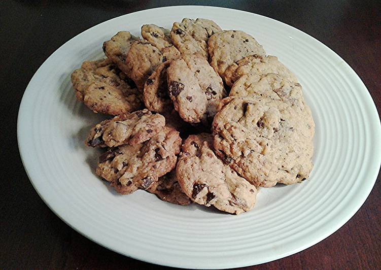 Chocolate Chip Toffee Cookies