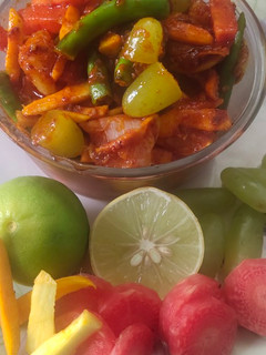 લીલી હળદર નું મિક્સ અથાણું (Raw Turmeric Pickle Recipe in Gujarati) રેસીપી મુખ્ય ફોટો
