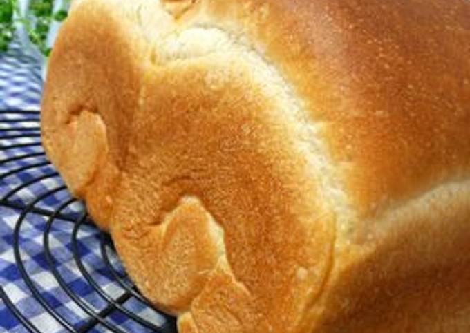 Our Family&amp;#39;s Favourite Bread with Crispy Crusts Recipe