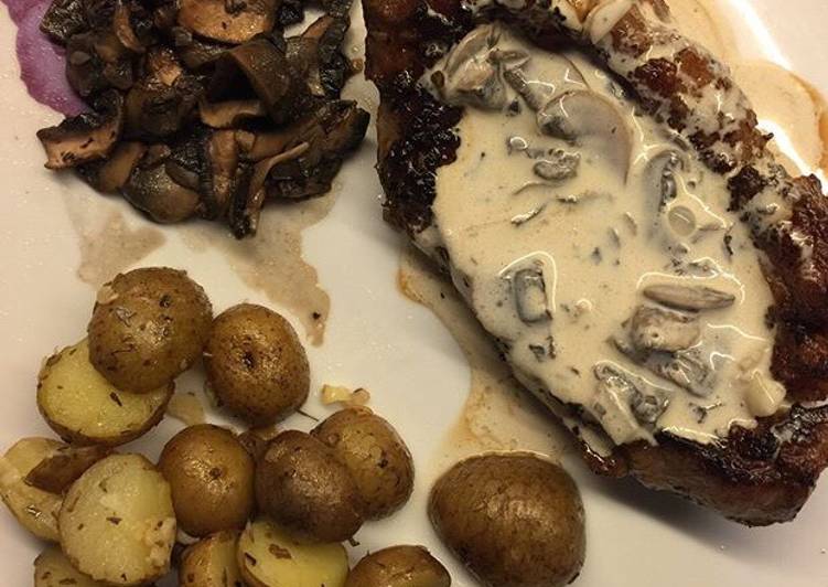 Langkah Mudah untuk Menyiapkan Sirloin steak with mushroom sauce and portobello saute Anti Gagal