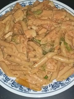 A picture of Restaurant style Alla Vodka Sauce.