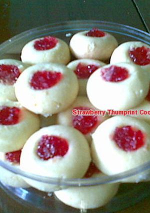 Foto resep Strawberry Thumbprint Cookies
