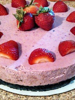 A picture of Mango creme~ or~Berry cream pie.