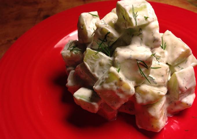 Cucumber Salad With Dill And Greek Yogurt