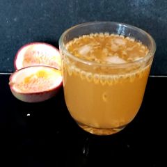 A picture of My Passion Fruit iced Tea.
