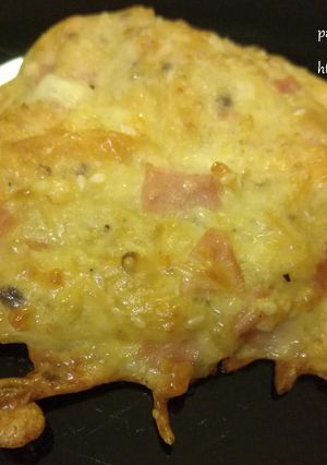 Sajtos-sonkás tojáskorong recept fotója