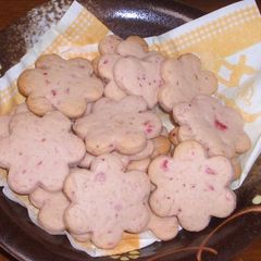 A picture of Dairy-Free Strawberry Cookies.
