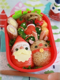 A picture of Christmas Character Bento with Santa Claus and a Reindeer.