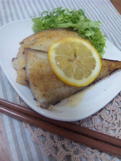 A picture of Sole Meunière with a Lemon Butter Sauce.