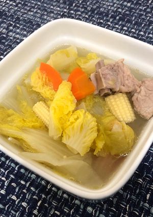 簡易又健康的排骨蔬菜湯 的食譜成品照片