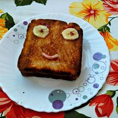Easy to make - Banana and Honey Sandwich A picture of Easy to make - Banana and Honey Sandwich.