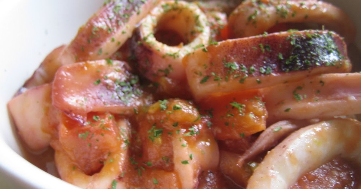 Easy Italian At Home: Squid With Tomatoes Recipe by cookpad.japan - Cookpad