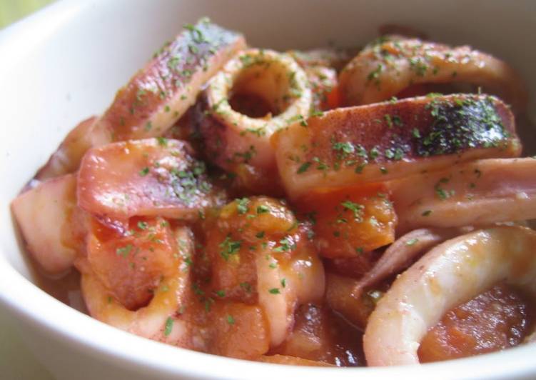 Simple Way to Prepare Speedy Easy Italian at Home: Squid with Tomatoes
