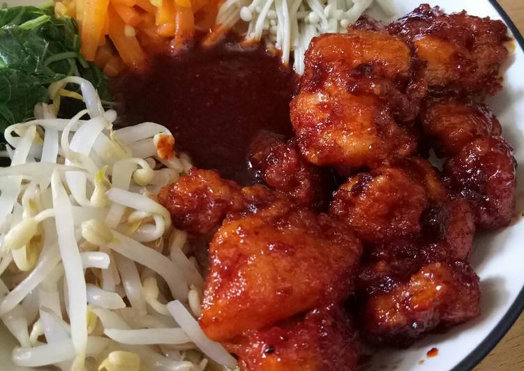 Bibimbap (nasi campur Korea)