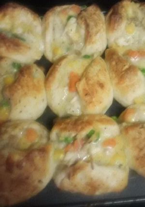 A picture of Minnie chicken pot pies.