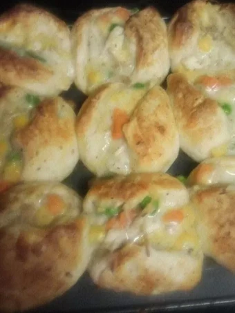 Simple Way Prepare Recipe Minnie chicken pot pies that is So Delicious, Really Delicious}