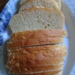 Soft white bread A picture of Soft white bread.