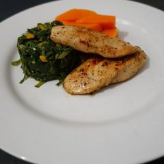 A picture of Chomolia.
