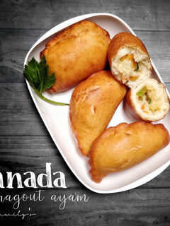 Foto resep Panada/ Roti Goreng isi Ragout Ayam