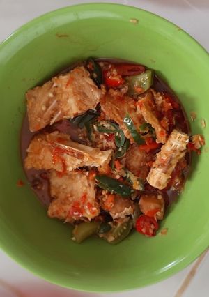 Foto resep Tulang Jambal Roti Pedas Syegeur