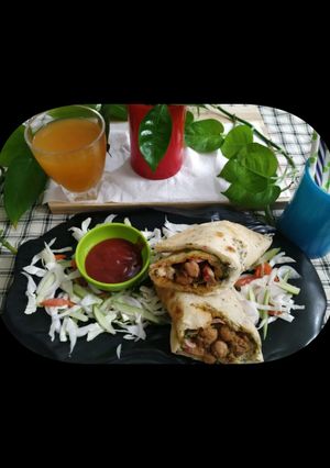 A picture of Chatpata Chana Wrap.