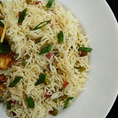 A picture of Chinese vegetable fried rice.