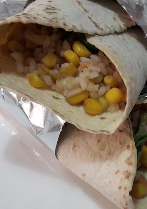 O poză a rețetei Tortillas cu somon și orez.