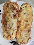 Pisang goreng wijen hitam