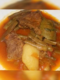 صورة لوصفة لوبيا موشطو باللحم