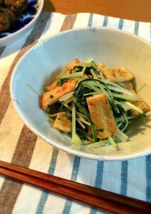 A picture of A Quick Side Dish! Stewed Fried Tofu and Mizuna.