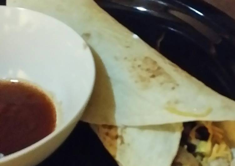 Iz's Pulled Pork Burrito Iz's Pulled Pork Burrito