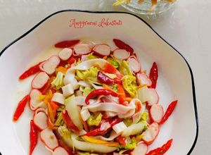Foto resep Tumis Merah Putih (Sawi Putih, Wortel, Crab stick)