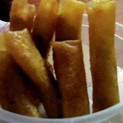 A picture of Pork Lumpia.