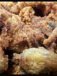 A picture of AMIEs FRIED CHICKEN.