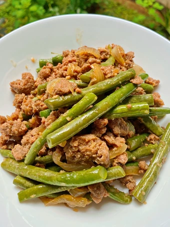 Cara Sederhana Menyiapkan Resep  Tumis buncis daging cincang yang Bisa Manjain Lidah, Menggugah Selera