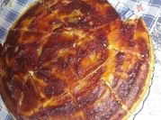 Una foto de tarta con mermelada