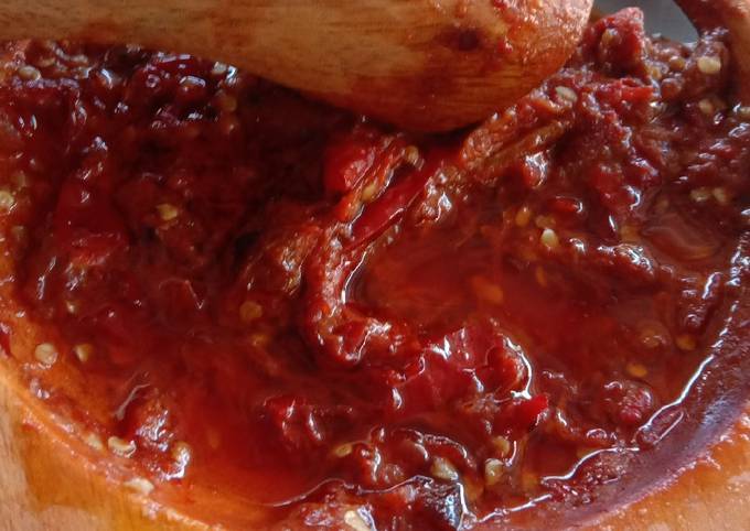 Resep Dan Cara Memasak Sambel Tomat Trasi Tanpa Ribet - Arenatani Digital Indonesia