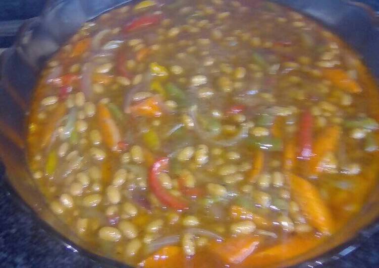 Baked beans salad