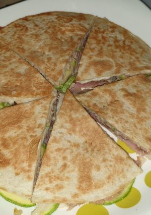 Una foto de Quesadilla