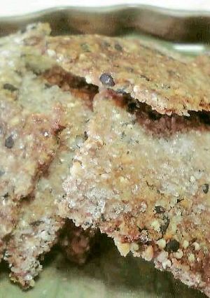 A picture of Crunchy Macrobiotic Sesame and Okara Crackers.