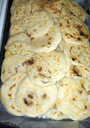 A picture of ~Rays Easy Pupusas~.