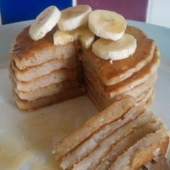 A picture of Vickys Banana Cinnamon Pancakes GF DF EF SF NF.