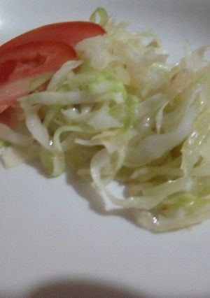 A picture of Steamed cabbage.